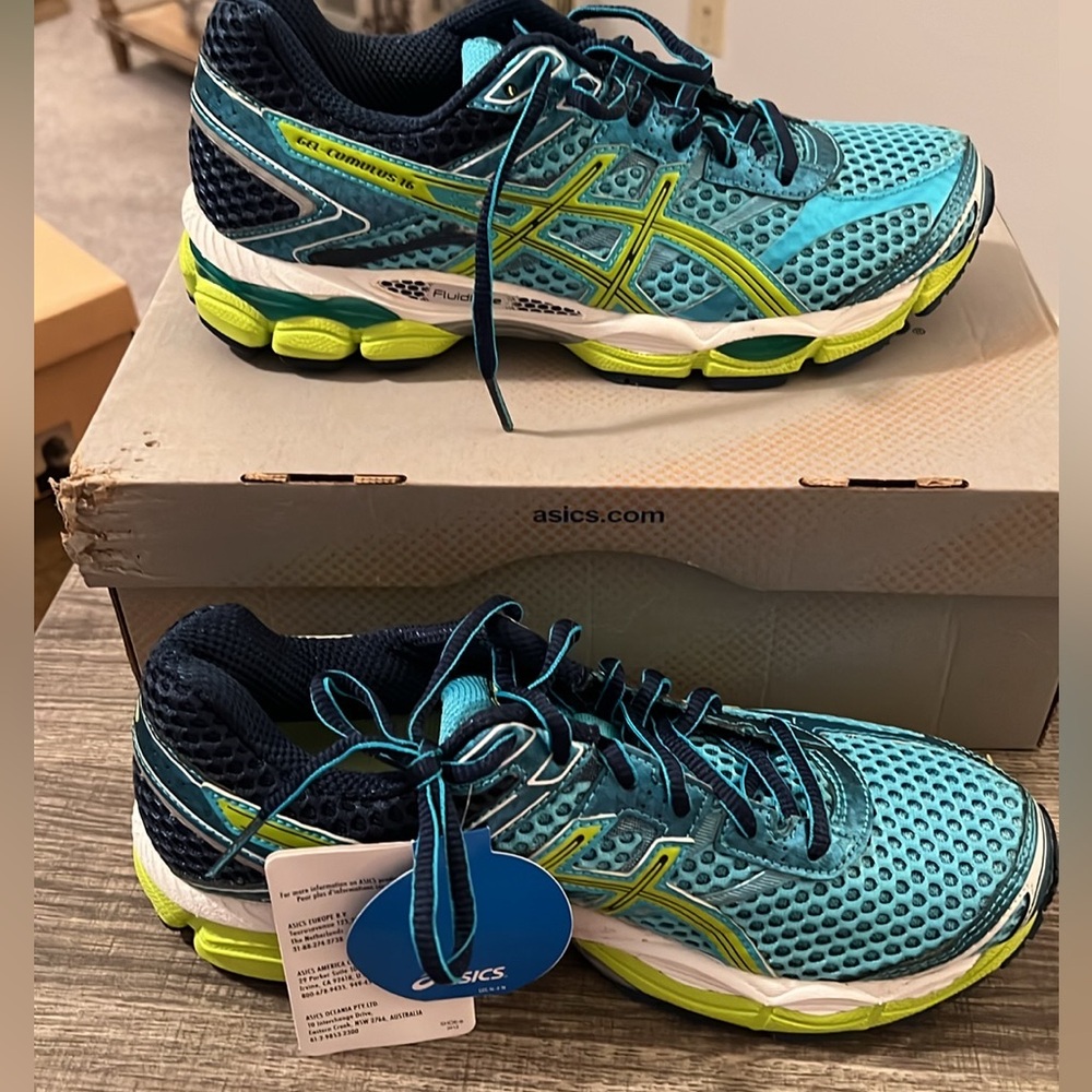 ASICS Gel Cumulus women’s
